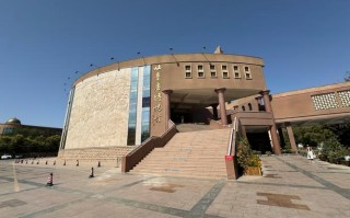 吐鲁番自然博物馆藏着哪些自然奇观？