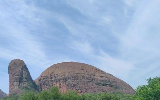 江西弋阳龟峰山风景区有何独特魅力？
