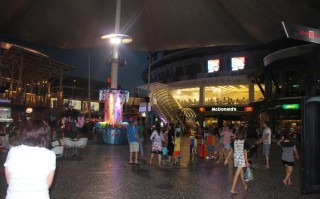 江西冷购物攻略？十六番藏着啥好物？