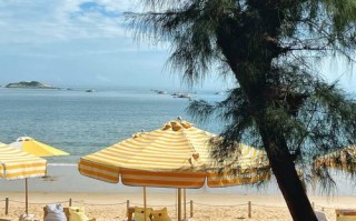 福建东山岛温泉度假村有何独特魅力？