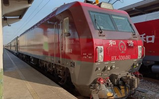 株洲到赣州火车怎么坐？