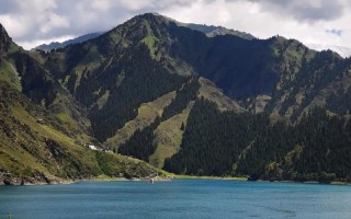 新疆天池山风景区美在哪里？