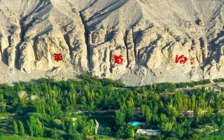 吐鲁番葡萄沟，葡萄为何如此甘甜？