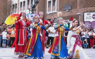 2025年新疆肉孜节有哪些特色活动？