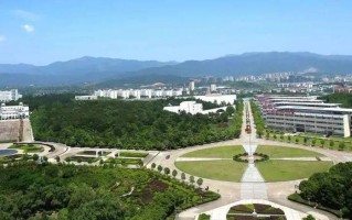 江西中医药大学湾里校区