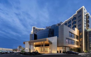 晋江华达大酒店有何特色或服务？