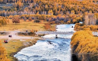 内蒙古vs新疆，哪里更值得一去？