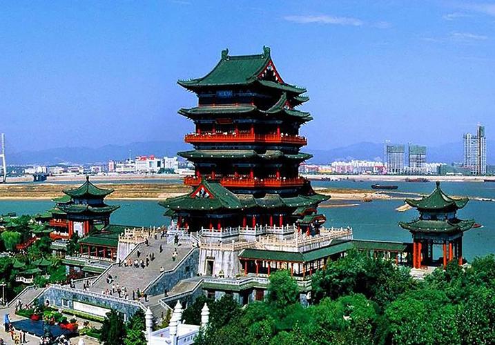 南昌有哪些必游景点？-第1张图片-花冠旅游服务