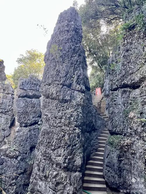 福建石林在永安有何独特魅力？-第2张图片-花冠旅游服务