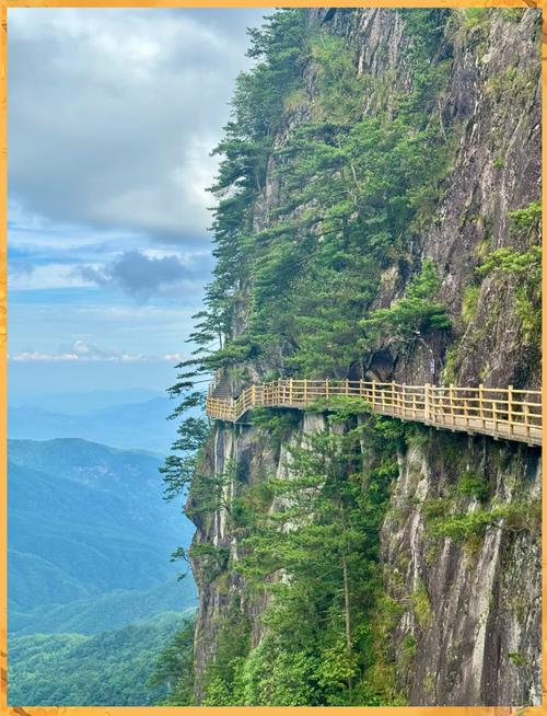 江西明月山自驾游怎么玩?攻略有哪些?-第2张图片-花冠旅游服务 江西明月山自驾游怎么玩?攻略有哪些?-第2张图片-花冠旅游服务