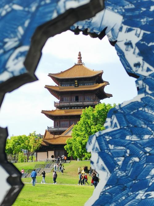 江西景德镇有哪些必游景点?-第2张图片-花冠旅游服务 江西景德镇有哪些必游景点?-第2张图片-花冠旅游服务