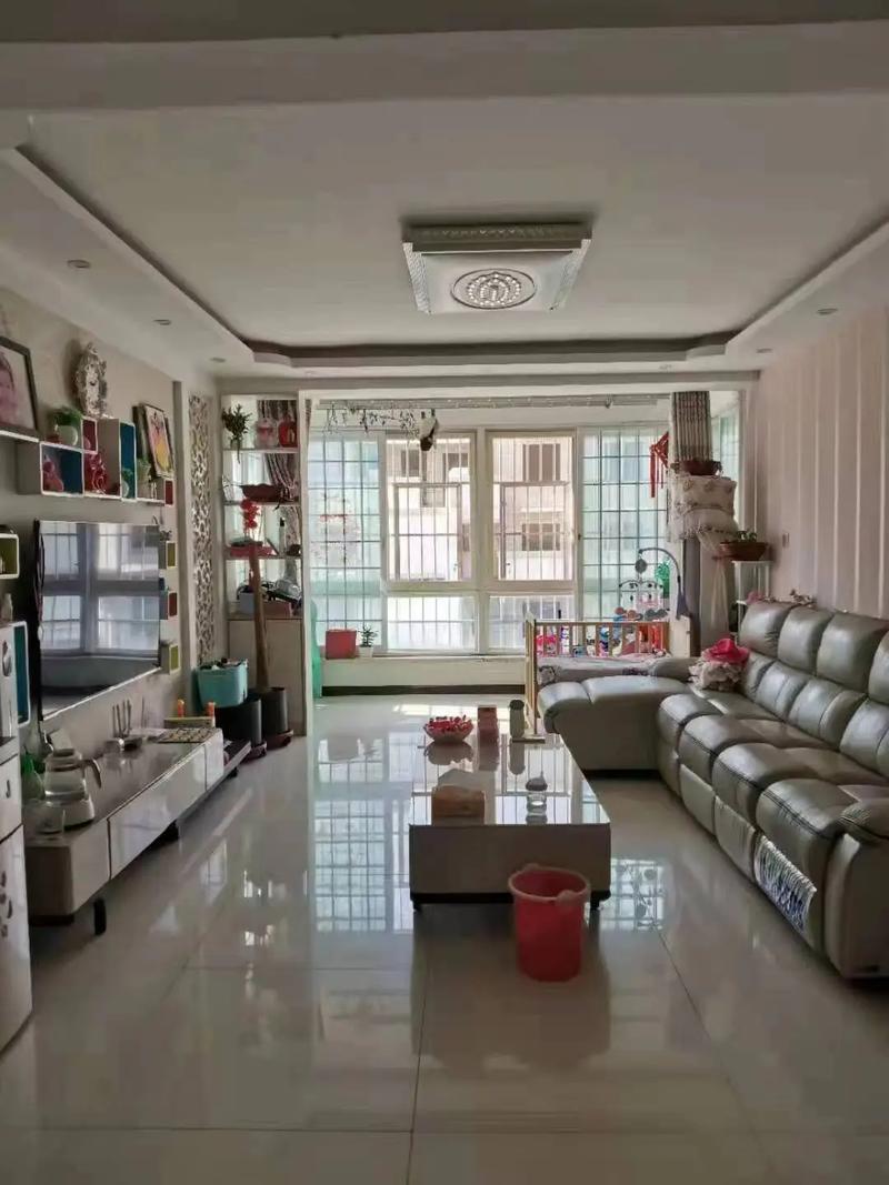 新疆实验中学延安路租房哪里找?-第1张图片-花冠旅游服务 新疆实验中学延安路租房哪里找?-第1张图片-花冠旅游服务