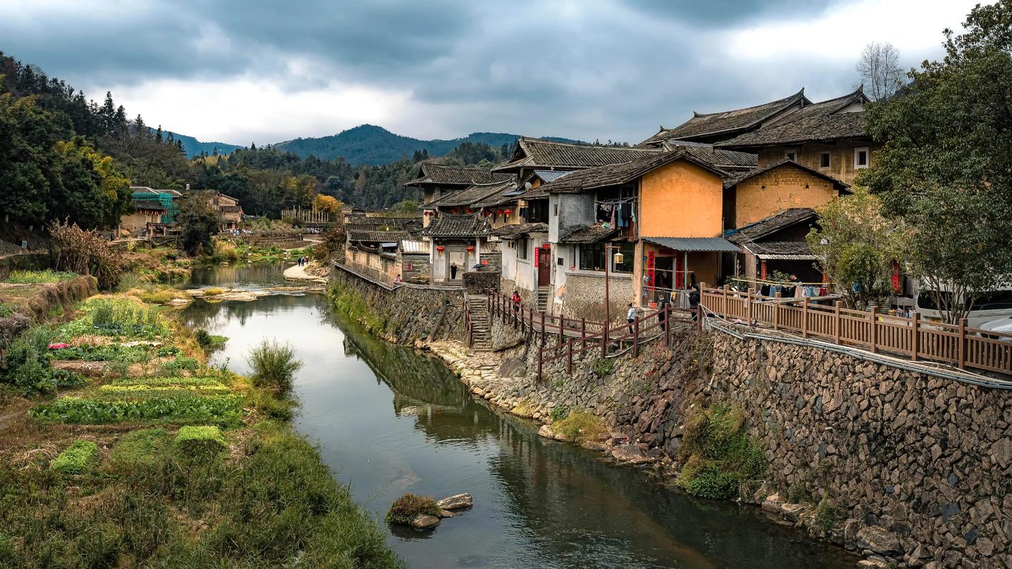 福建永定到龙岩距离多少公里?-第3张图片-花冠旅游服务 福建永定到龙岩距离多少公里?-第3张图片-花冠旅游服务