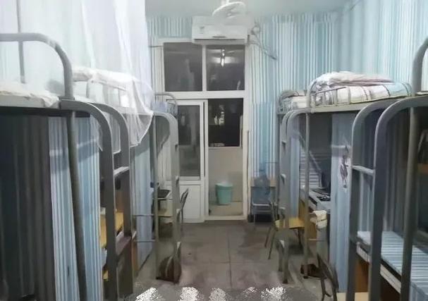 江西现代职业技术学院宿舍-第3张图片-花冠旅游服务