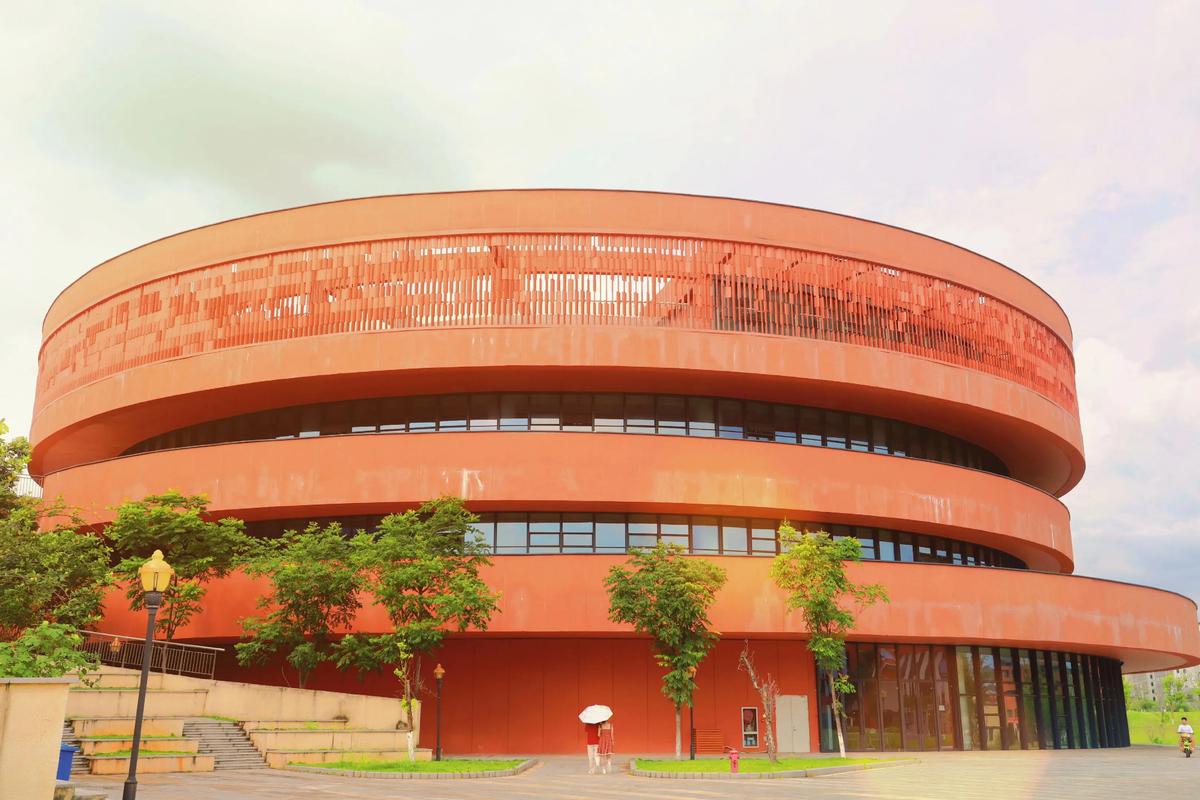 江西陶瓷工艺美术职业学院-第1张图片-花冠旅游服务 江西陶瓷工艺美术职业学院-第1张图片-花冠旅游服务