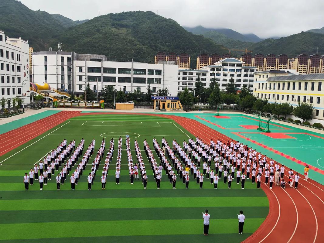 福建省岁昌职业中专学校-第2张图片-花冠旅游服务
