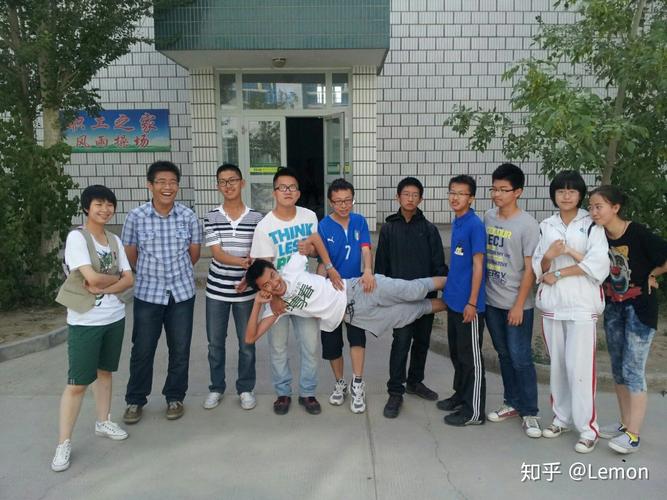 新疆哈密石油外国语学校-第1张图片-花冠旅游服务 新疆哈密石油外国语学校-第1张图片-花冠旅游服务