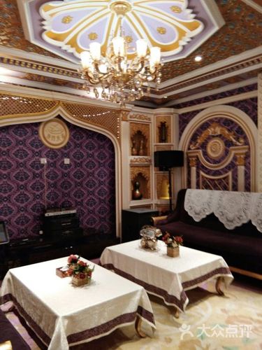 新疆麦西来甫民族宴会厅有何独特魅力?-第3张图片-花冠旅游服务 新疆麦西来甫民族宴会厅有何独特魅力?-第3张图片-花冠旅游服务