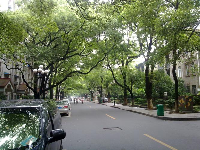 江西省南昌市省政府大院有何历史或故事？-第2张图片-花冠旅游服务