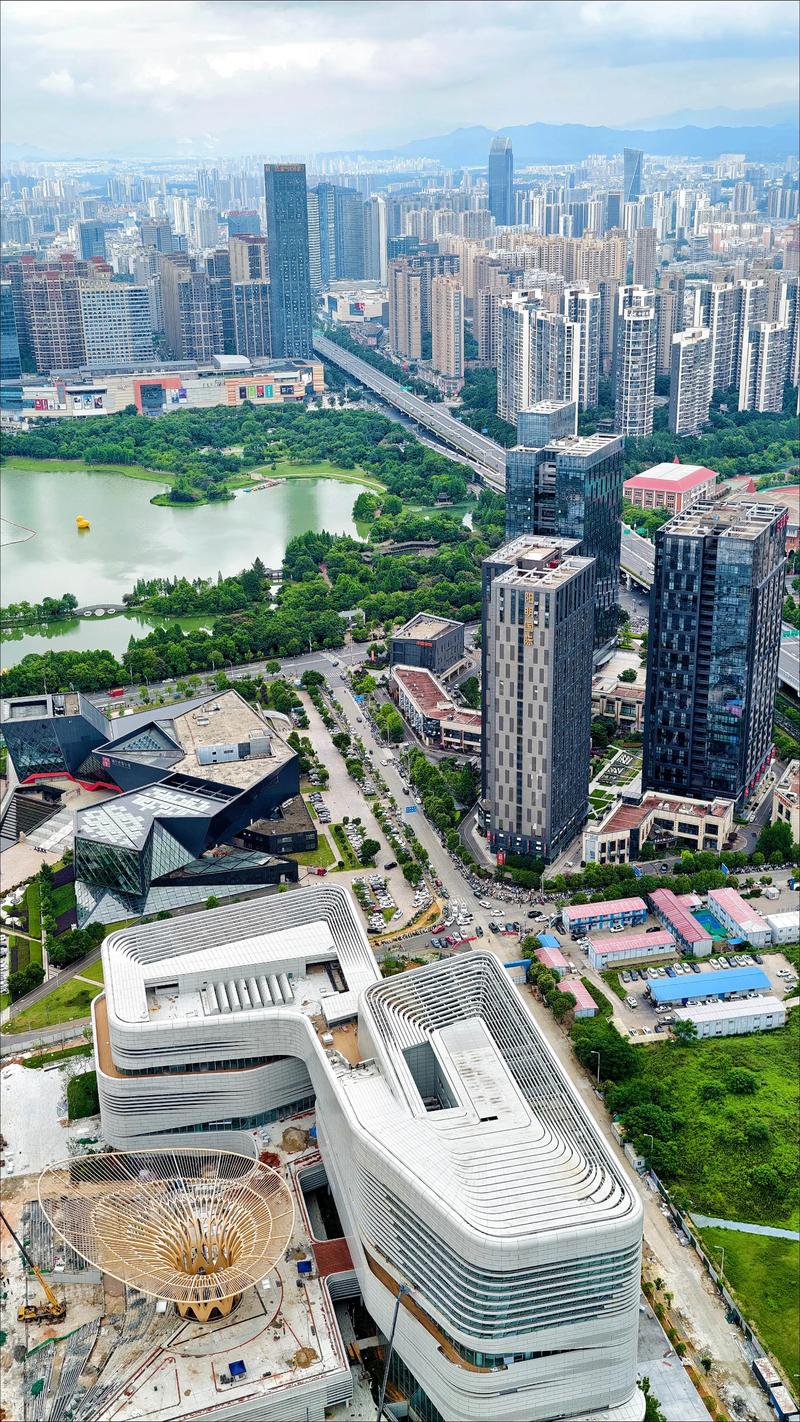 黄金区在赣州的发展定位是什么?-第2张图片-花冠旅游服务 黄金区在赣州的发展定位是什么?-第2张图片-花冠旅游服务