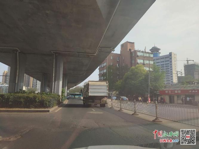 洪都北大道在南昌有何特别之处?-第1张图片-花冠旅游服务 洪都北大道在南昌有何特别之处?-第1张图片-花冠旅游服务