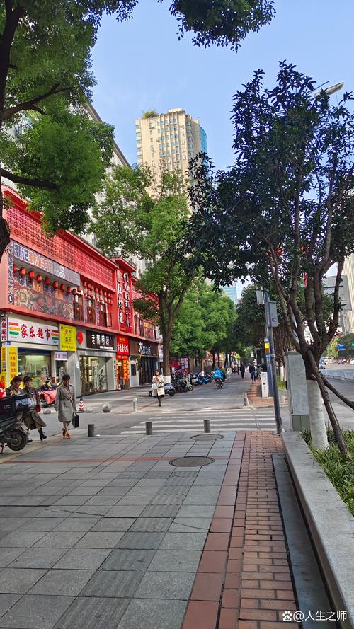 洪都北大道在南昌有何特别之处?-第3张图片-花冠旅游服务 洪都北大道在南昌有何特别之处?-第3张图片-花冠旅游服务