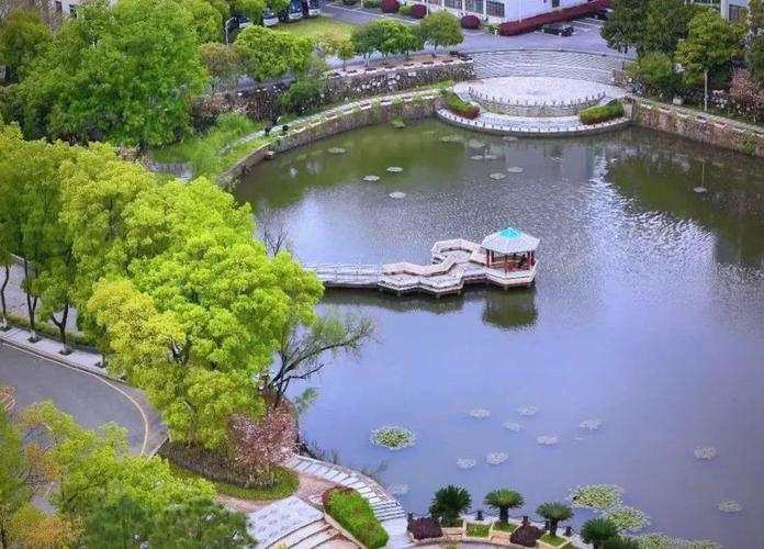 江西财经大学蛟桥园校区有何特色？-第3张图片-花冠旅游服务