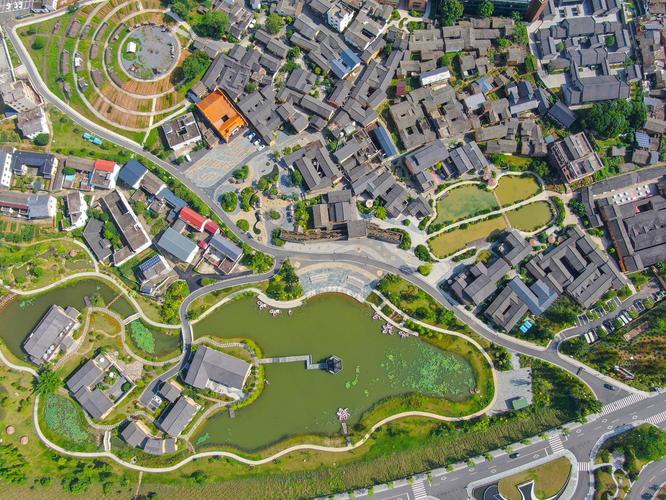 赣州定南县有何独特之处？-第1张图片-花冠旅游服务