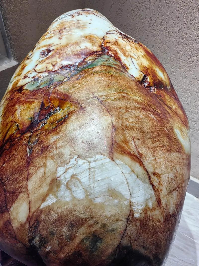 新疆百石缘的玉料源自哪里?-第1张图片-花冠旅游服务 新疆百石缘的玉料源自哪里?-第1张图片-花冠旅游服务