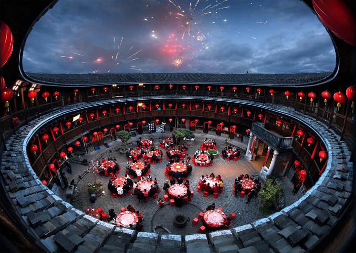 福建土楼客家民俗村有何独特魅力？-第1张图片-花冠旅游服务