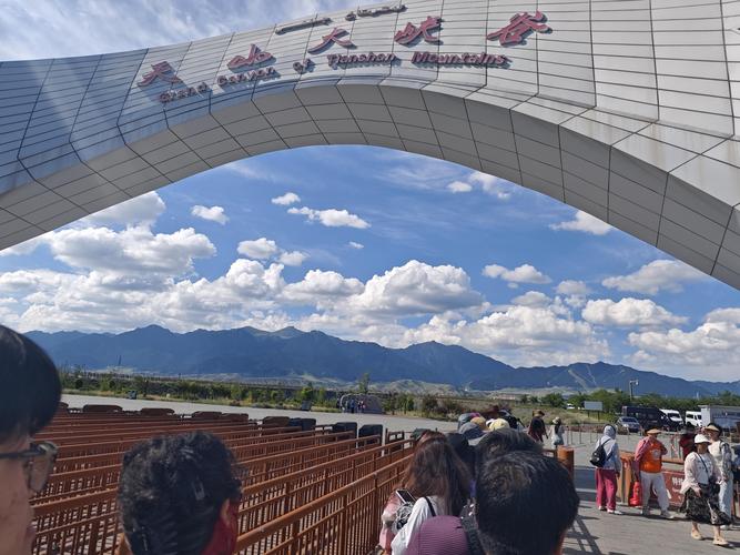 新疆吉昌市2日游有哪些必去景点？-第3张图片-花冠旅游服务