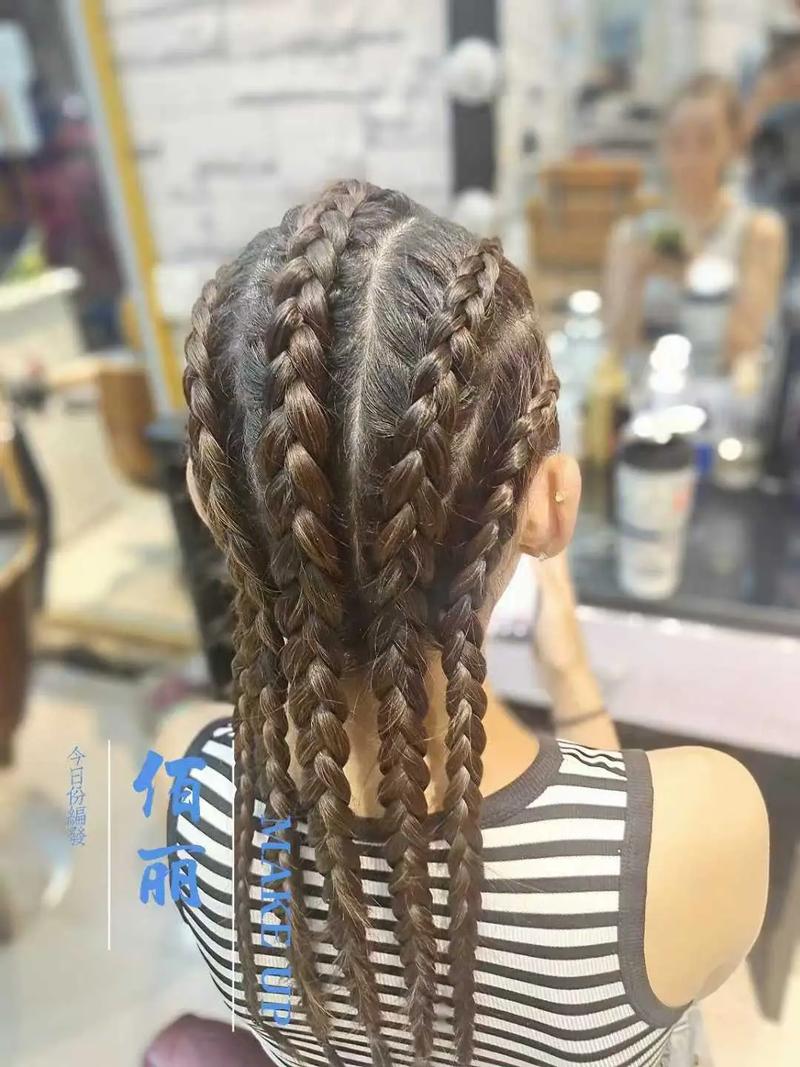 新疆小辫子怎么扎？步骤详解-第1张图片-花冠旅游服务