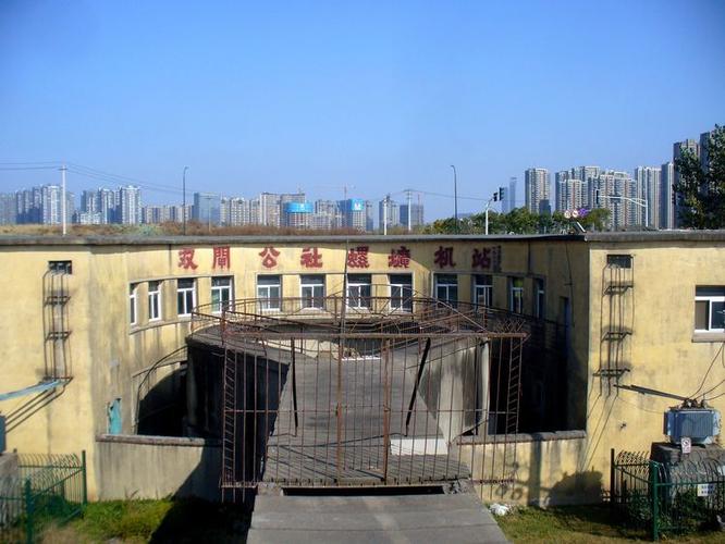 板桥到金沙江西街9号怎么走？-第1张图片-花冠旅游服务