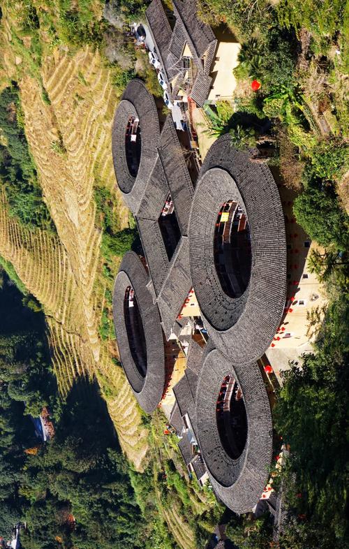福建土楼，世界遗产有何独特魅力？-第2张图片-花冠旅游服务
