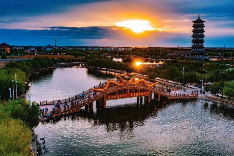 新疆旅游投资有限公司有何特色与优势？-第2张图片-花冠旅游服务