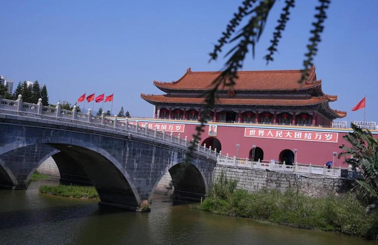 福建同安影视城一日游好玩吗？-第3张图片-花冠旅游服务