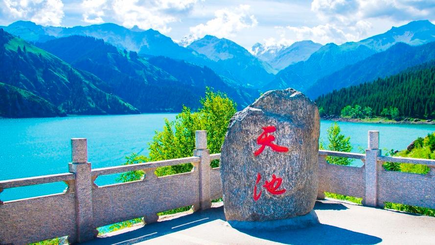 新疆有哪些值得一游的景点？-第2张图片-花冠旅游服务