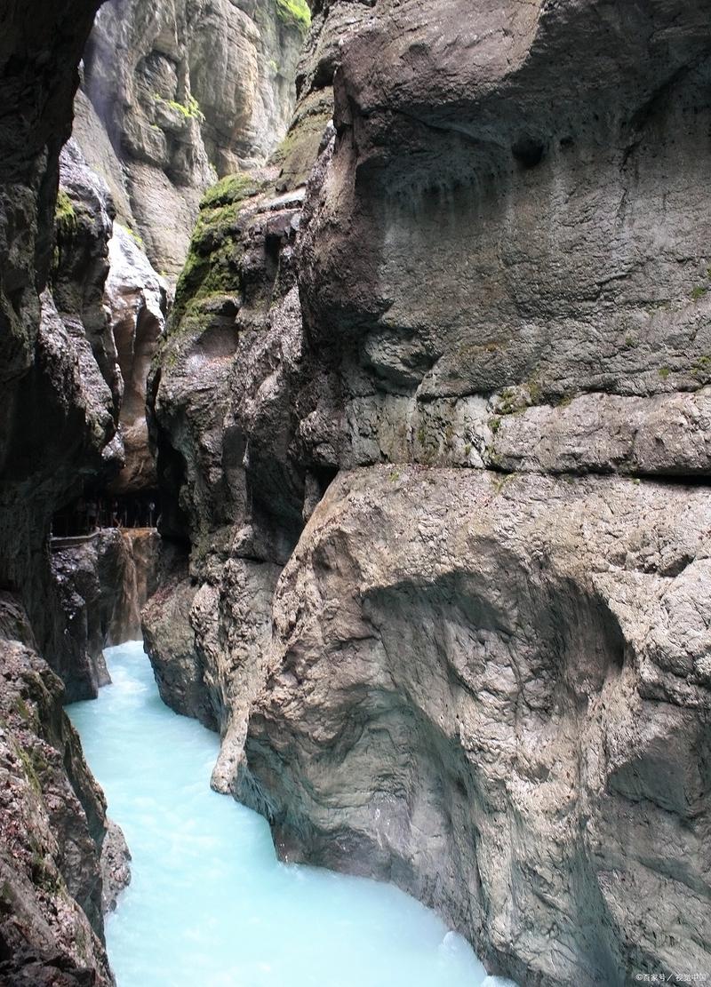 福建有哪些大山大峡谷值得一游？-第1张图片-花冠旅游服务