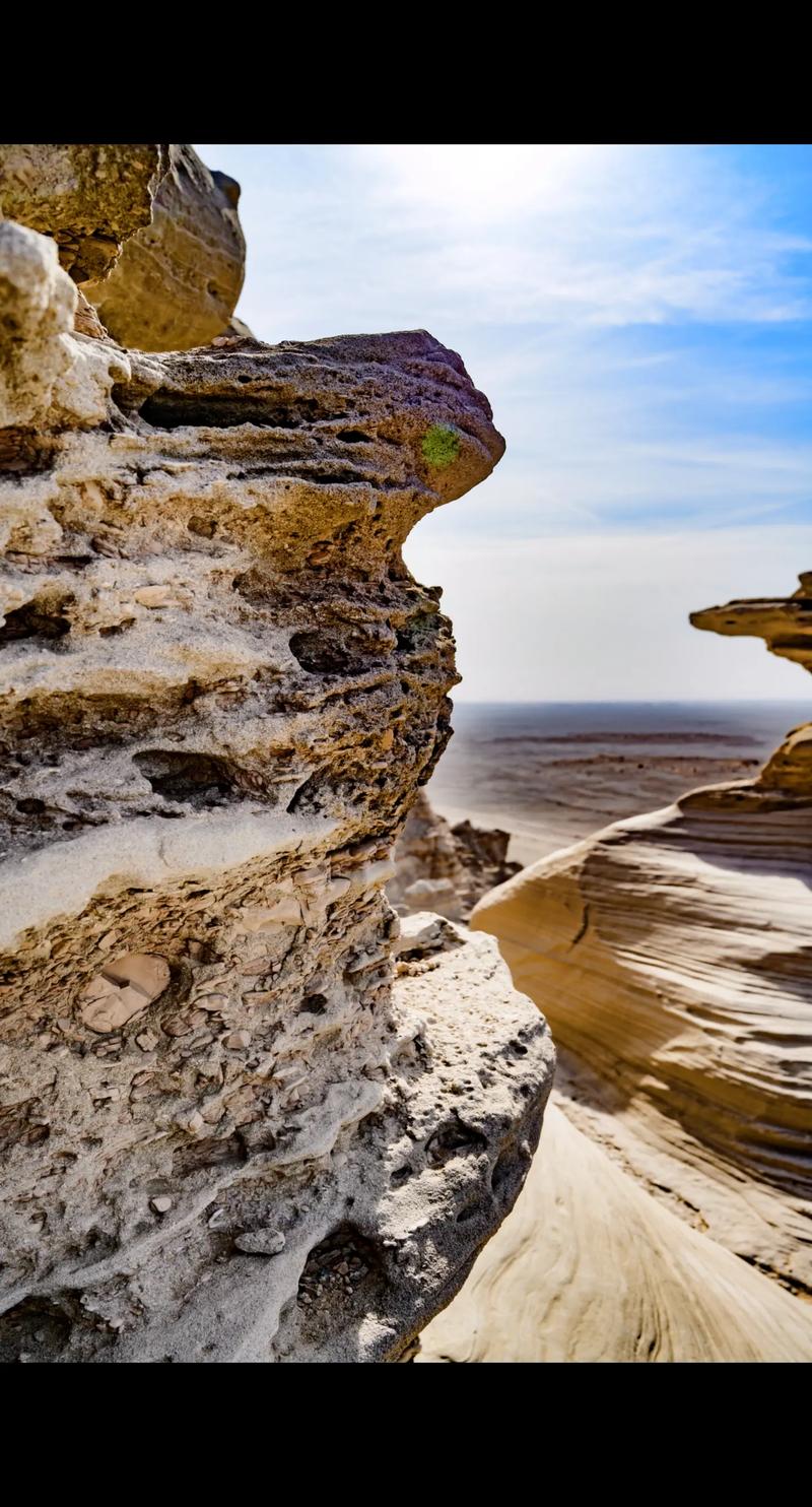 哈密魔鬼城值得一去吗？-第2张图片-花冠旅游服务