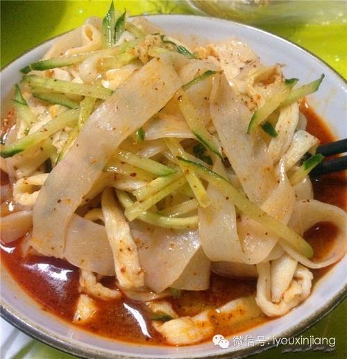 新疆乌鲁木齐小四面皮是什么特色美食?-第2张图片-花冠旅游服务 新疆乌鲁木齐小四面皮是什么特色美食?-第2张图片-花冠旅游服务