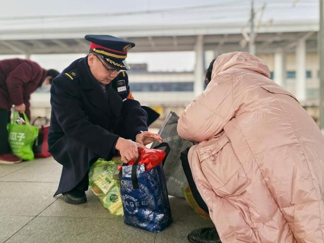 江西南昌高铁站好找工作吗？-第1张图片-花冠旅游服务