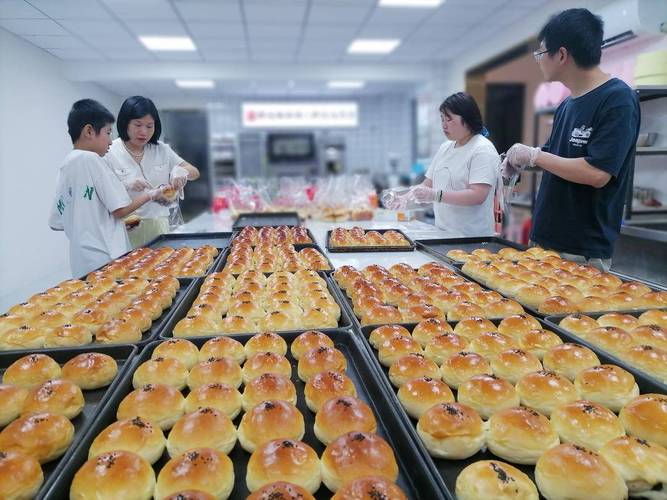 福建长乐市区蛋糕店哪家好？-第2张图片-花冠旅游服务