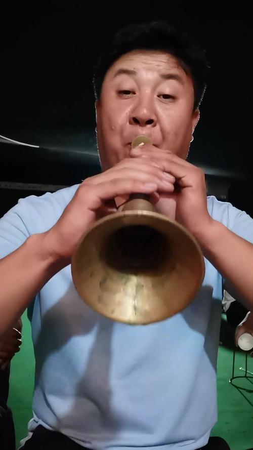 江西万载三兴唢呐有何独特魅力?-第2张图片-花冠旅游服务 江西万载三兴唢呐有何独特魅力?-第2张图片-花冠旅游服务