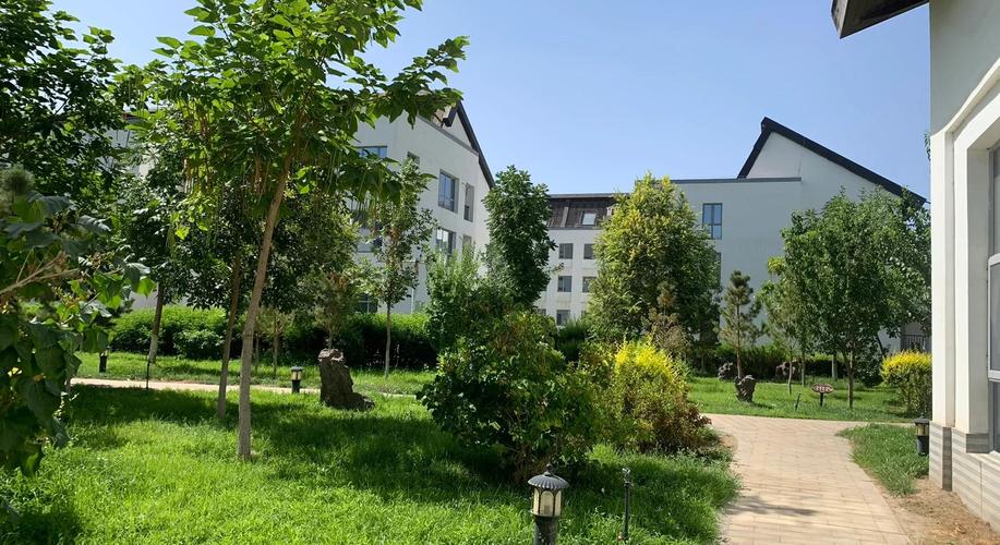 新疆科信学院附近宾馆哪家好？-第1张图片-花冠旅游服务