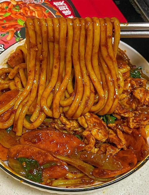 杭州哪里能吃到新疆炒米粉？-第3张图片-花冠旅游服务