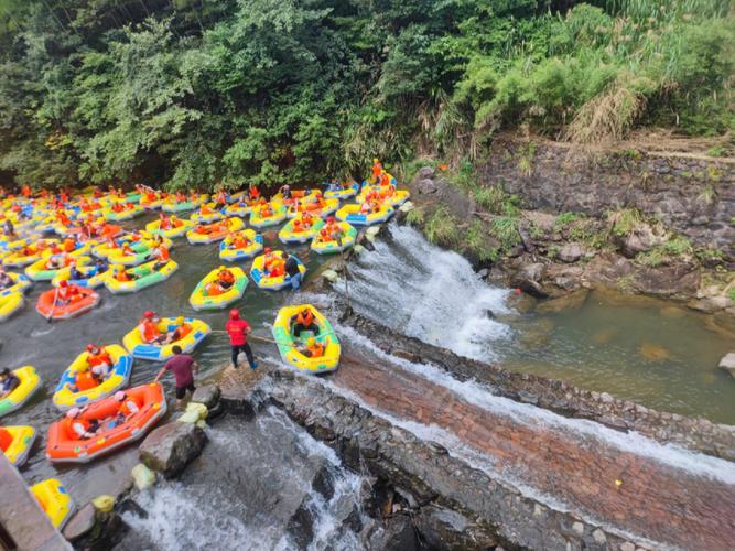 江西大觉山漂流体验如何？-第2张图片-花冠旅游服务