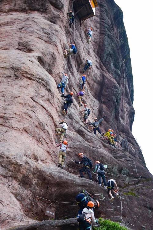 江西九江攀岩地点在哪?-第2张图片-花冠旅游服务 江西九江攀岩地点在哪?-第2张图片-花冠旅游服务