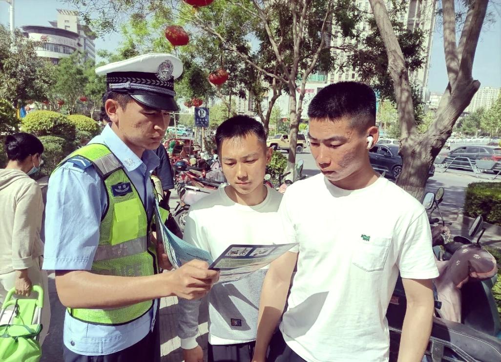 新疆阿克苏交警信息网提供哪些服务？-第2张图片-花冠旅游服务