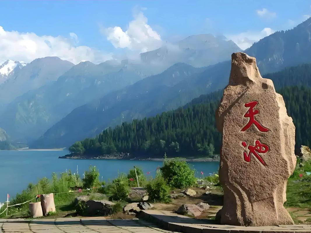 新疆有哪些著名景点值得一游？-第2张图片-花冠旅游服务