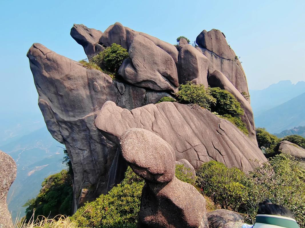 江西有哪些名山值得一游？-第2张图片-花冠旅游服务